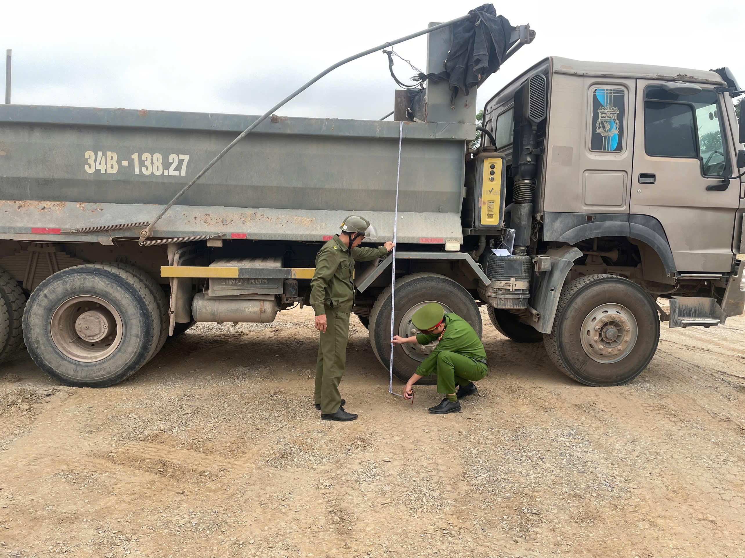 Công an xã Tuệ Tĩnh triển khai đợt tuyên truyền, rà soát phương tiện bảo đảm trật tự an toàn giao thông